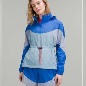 Lululemon Evergreen Packable Anorak - Bluebell/Cascade Blue - Like New Size 8